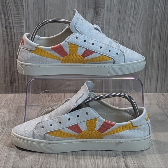SOLUDOS Sneakers Women's Size 8 White Leather Rainbow Sun Embroidery - Picture 6 of 16